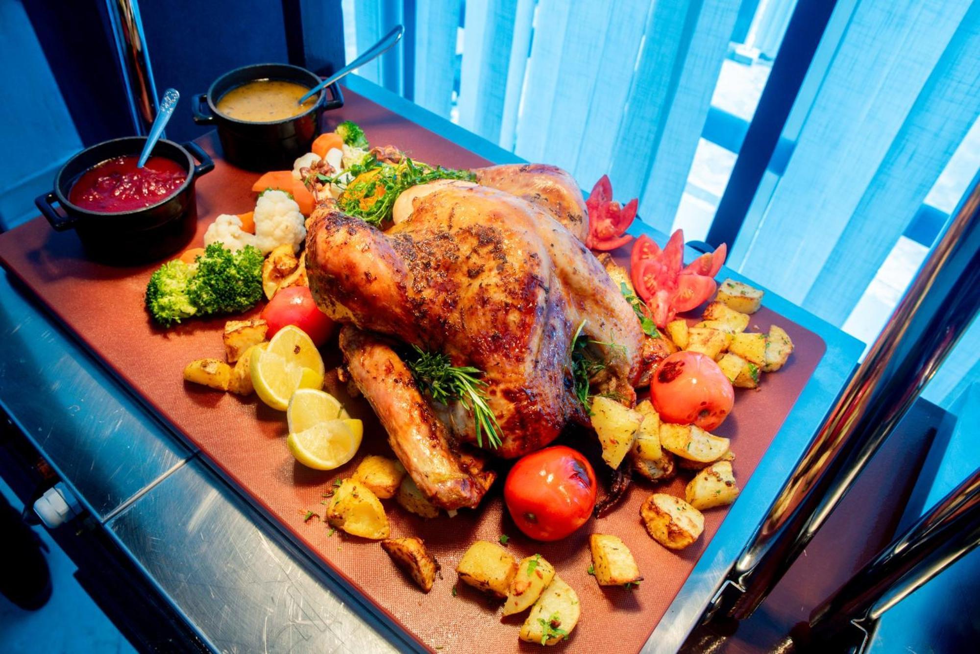 By Ihg 4* Abu Dhabi