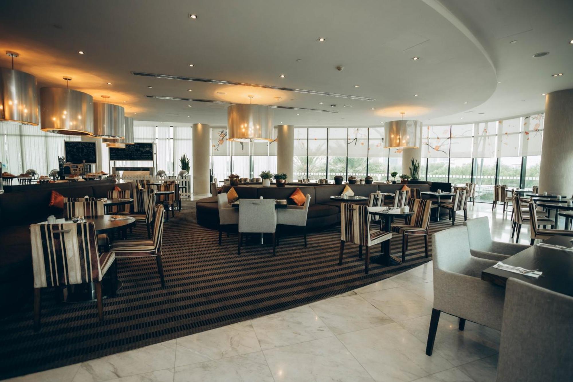 Hotel By Ihg 4*