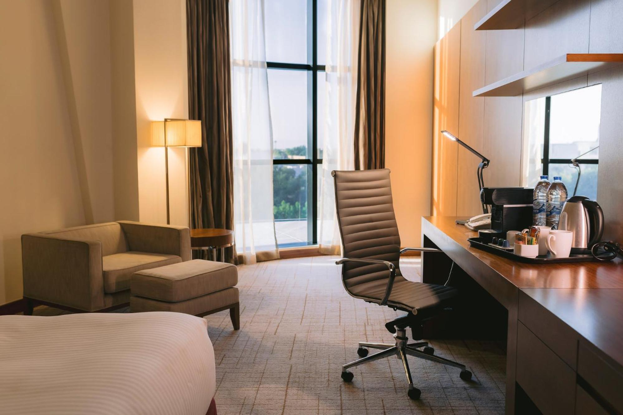 Hotel By Ihg