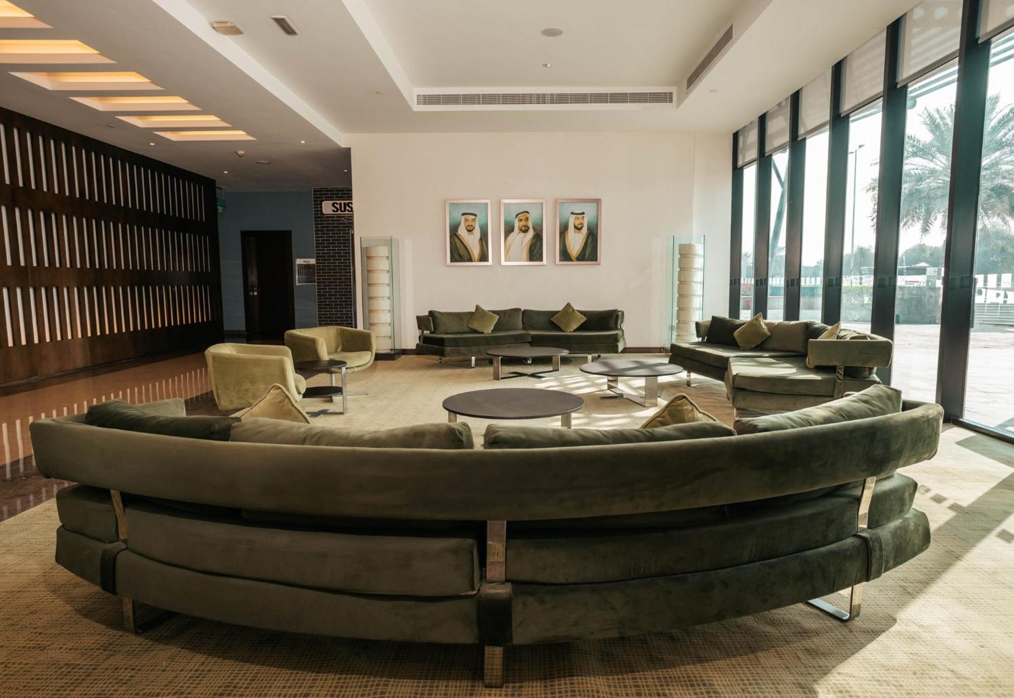 By Ihg 4* Abu Dhabi