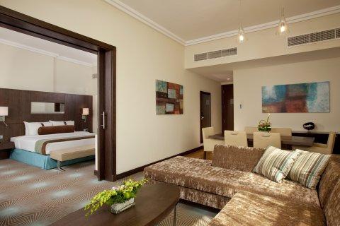 Hotel By Ihg Abu Dhabi